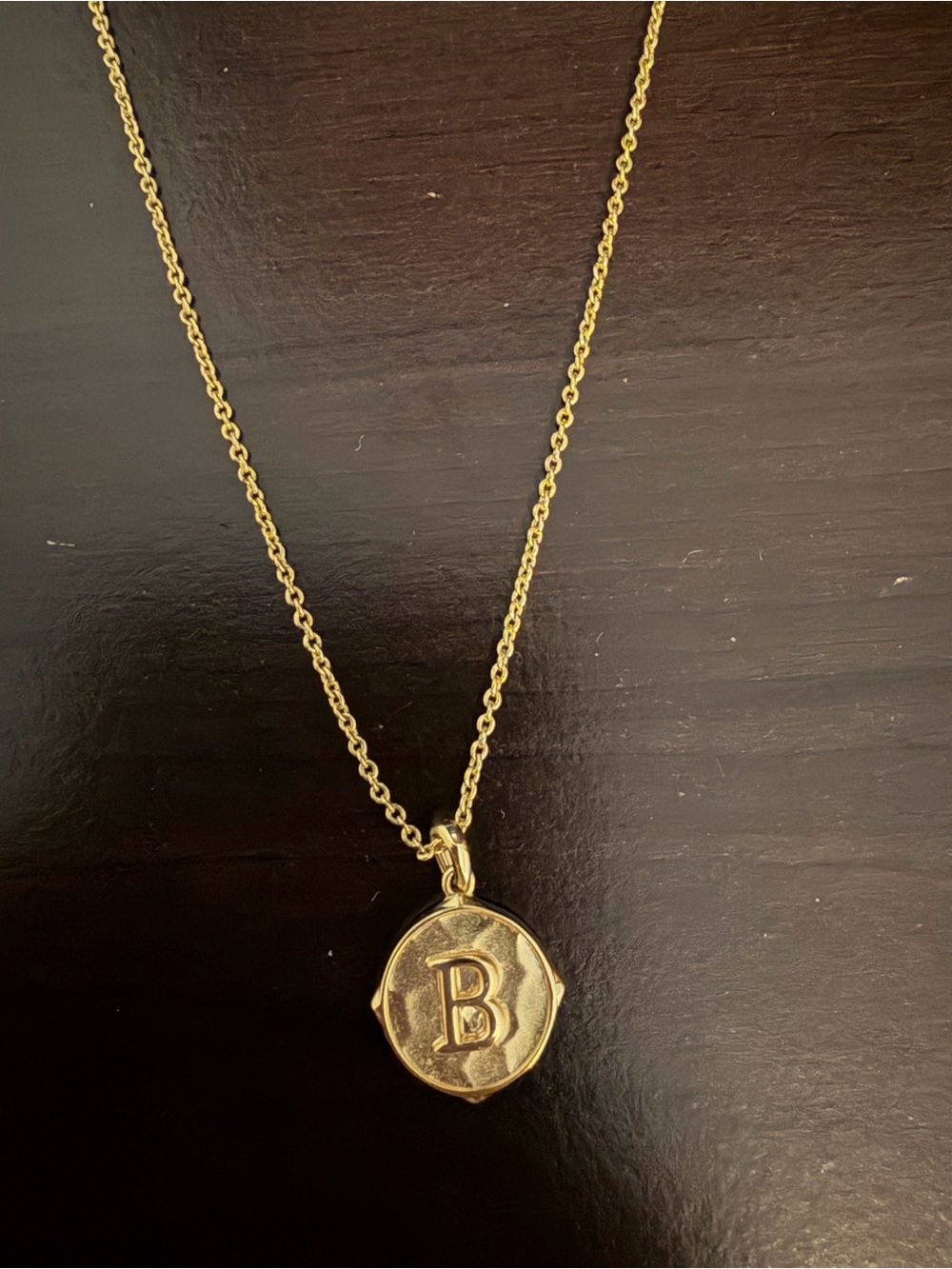 Kendra Scott Gold Round 'B' Pendant Necklace - Picture 2 of 3